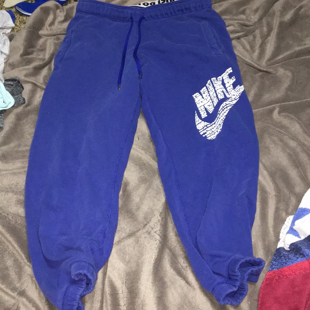 Nike joggers